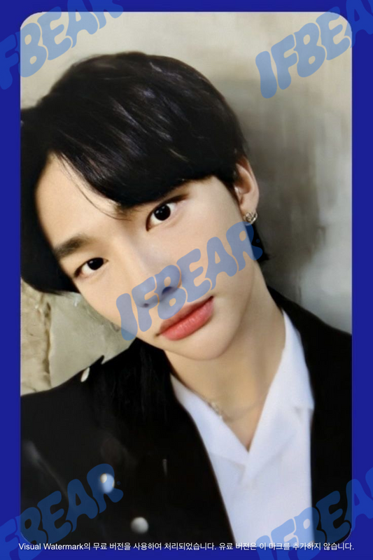 LEVANTER 리벤터 BLUE VER HYUNJIN 현진 2019 Photocard PC