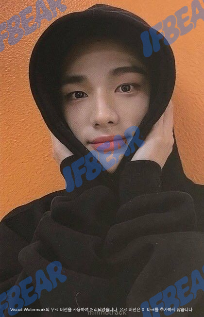 GO生 고생 GO LIVE DOUBLE-SIDED A VER HYUNJIN 현진 2020 Photocard PC